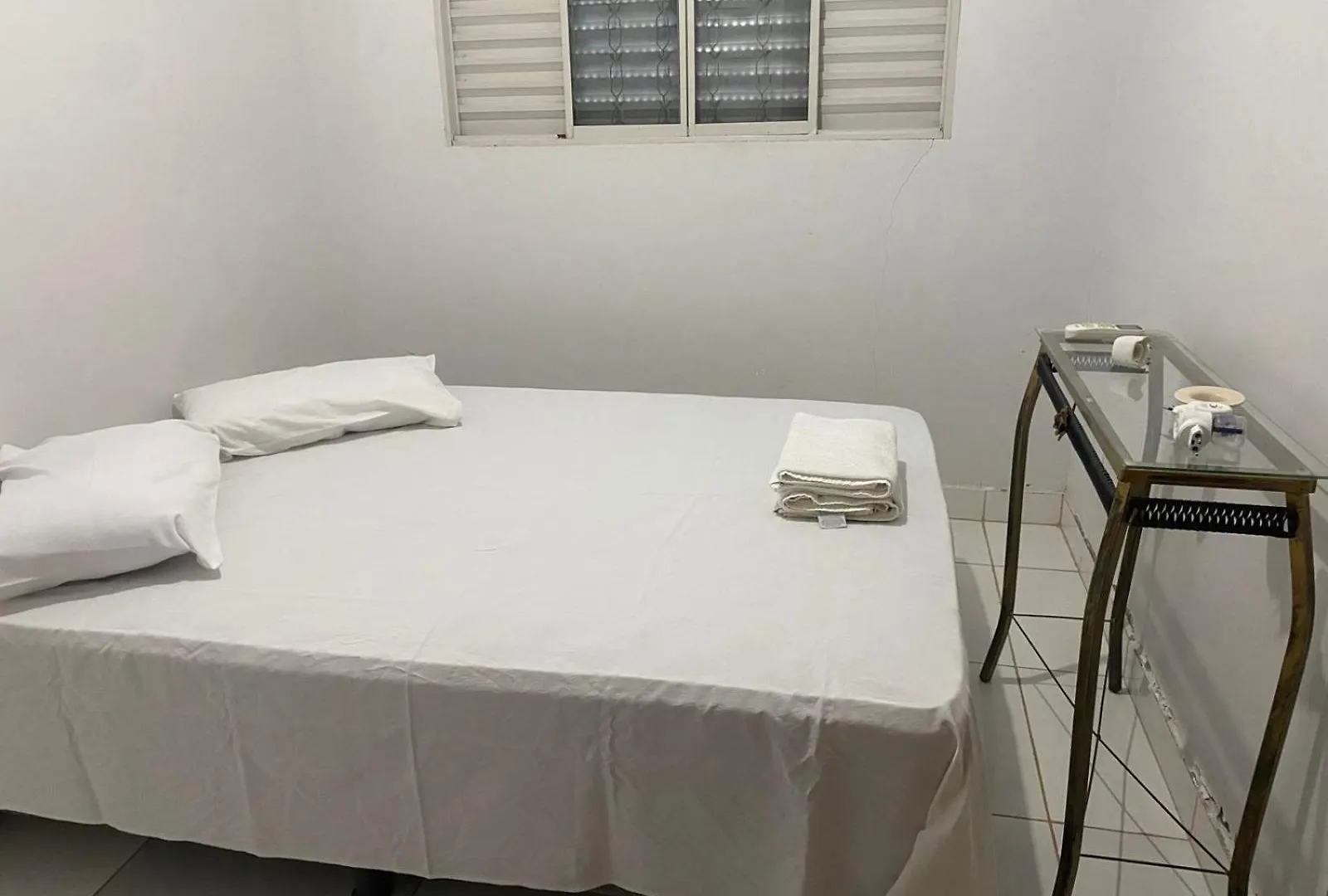 Pensjonat Casa De Temporada Pousada Do Baiano Caldas Novas